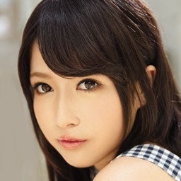 新道ありさ