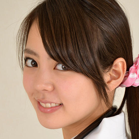 若菜かなえ