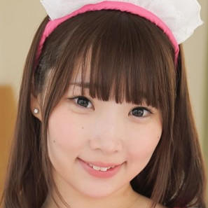 白咲まりあ