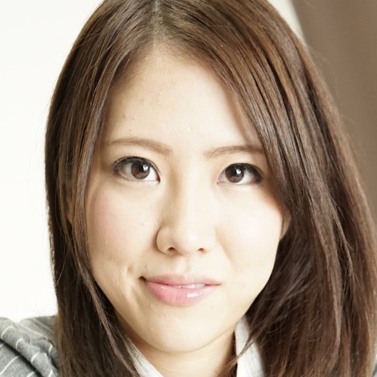 知念真桜