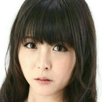 戸田ゆりあ