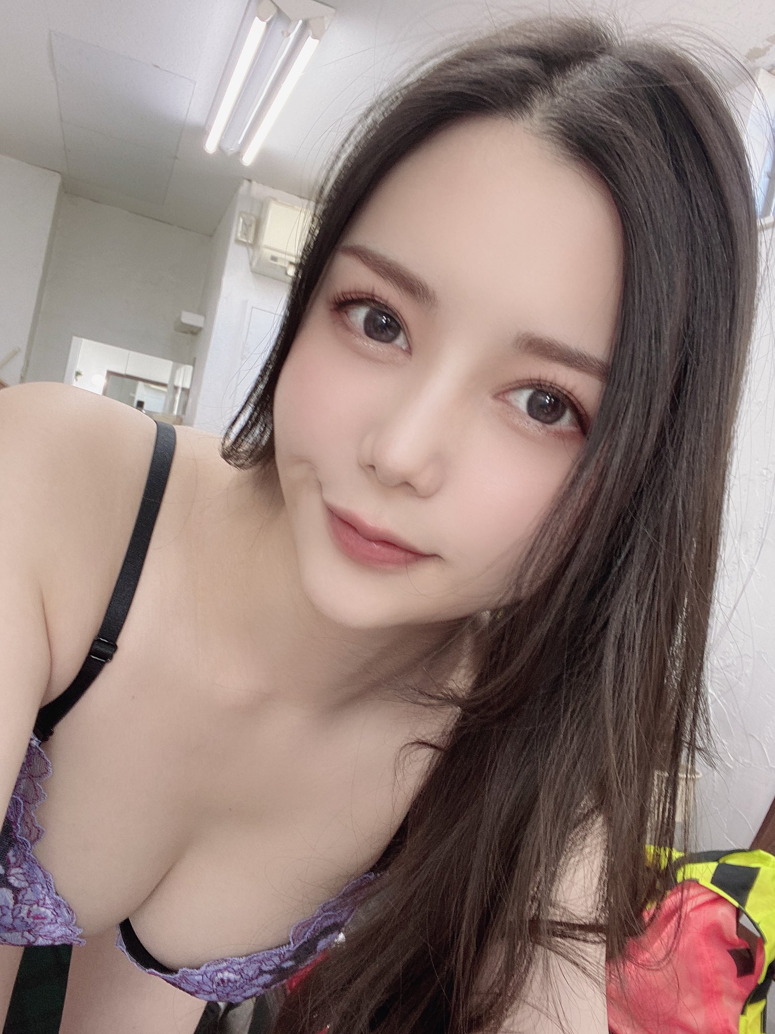 白峰ミウ