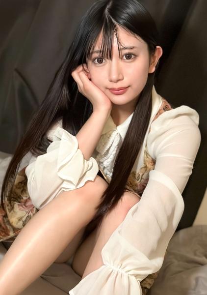 สถานการณ์ทางเพศที่แท้จริงของคู่รักนักศึกษามหาวิทยาลัยที่อยู่ในวัยเจริญพันธุ์ ผมหลั่งน้ำอสุจิด้วยความรักเข้าไปในมดลูกของเธออย่างลึกซึ้ง