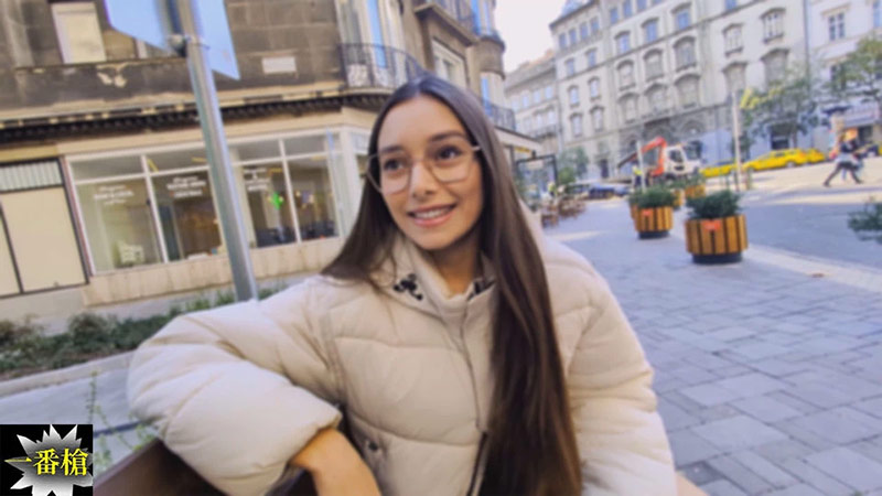 知的なイタリア美女 ホントはドエロい身体のヤリマン 中出し - シェレーナ