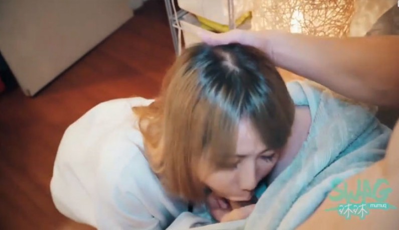 [ไต้หวัน] SWAG mumuq มู่มู่ เมียลามกของฉันปล่อยให้เพื่อนบ้านเย็ด! สวมเขาให้ผัว NTR พล็อตสวมเขา!