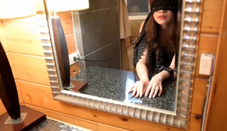 [台灣] JVID 雪莉學妹癢了，請問身為學長的我該怎麼辦呢？