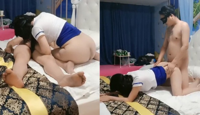 蒙面哥躺在床上享受制服大姐的口活服務,主動上位各種體位狂插大屁股叫的好騷