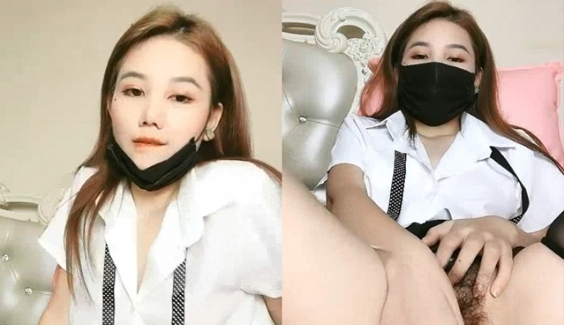 氣質女大生為賺點零用,直播自摳小穴流淫水求爹爹斗內~