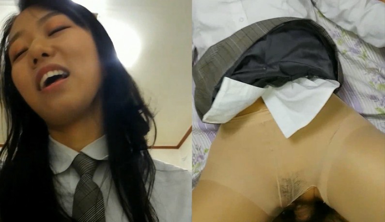 空虛寂寞的學妹半夜睡不著只好勾引學長,與學長無套啪啪好吃精~