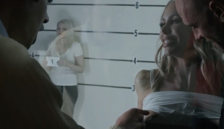 Nicole Aniston ทำตัวไม่ดี โดนลงโทษ