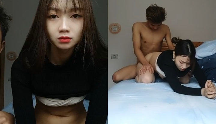 女友剛下班就開起直播雙人秀~繼續加班賺點斗內
