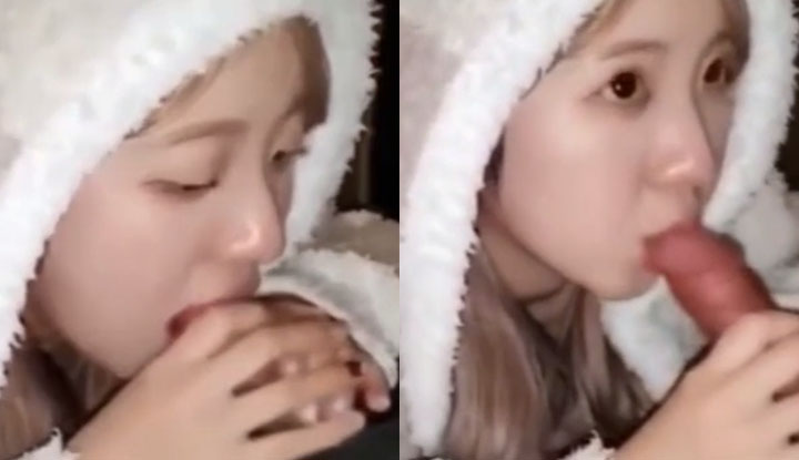 สาวสวยใส่ชุดคุมหัวอย่างน่ารักโม๊คควยอย่างเสียว