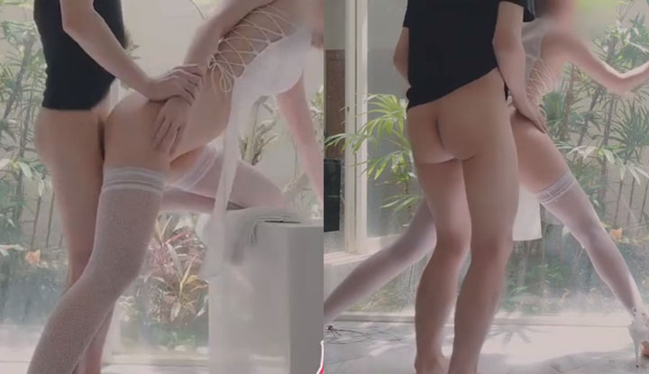 The white silk high-heeled model, with stunning looks and a perfect figure, reached the peak of her career as a model. In pursuit of wealth, she became the plaything of the rich, enduring various forms of exploitation.