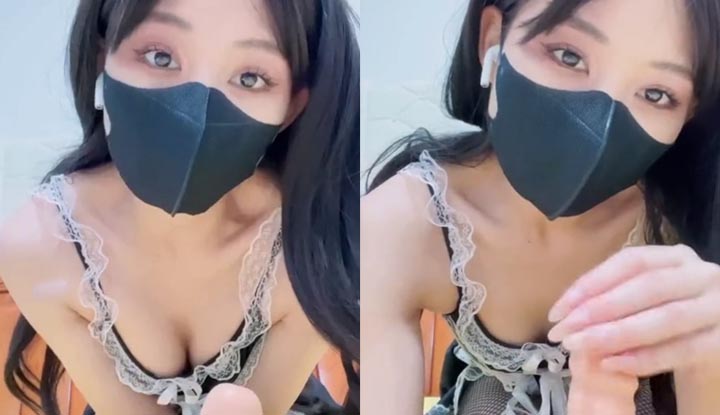 Cô gái thất thường không hẹn hò được ~ nên phải chơi dương vật giả để tận hưởng