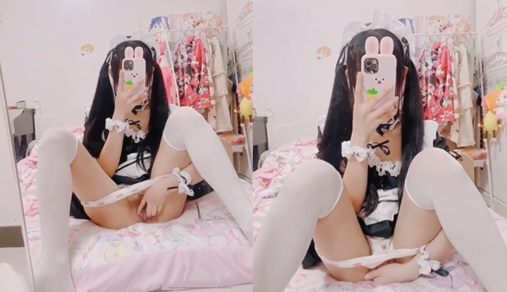 the super tender white tiger loli dog-chan transforms into a white-stockinged twin-tailed maid, performing a deadly seduction while probing her vulva in front of the mirror; her snow-white body is charming and alluring!