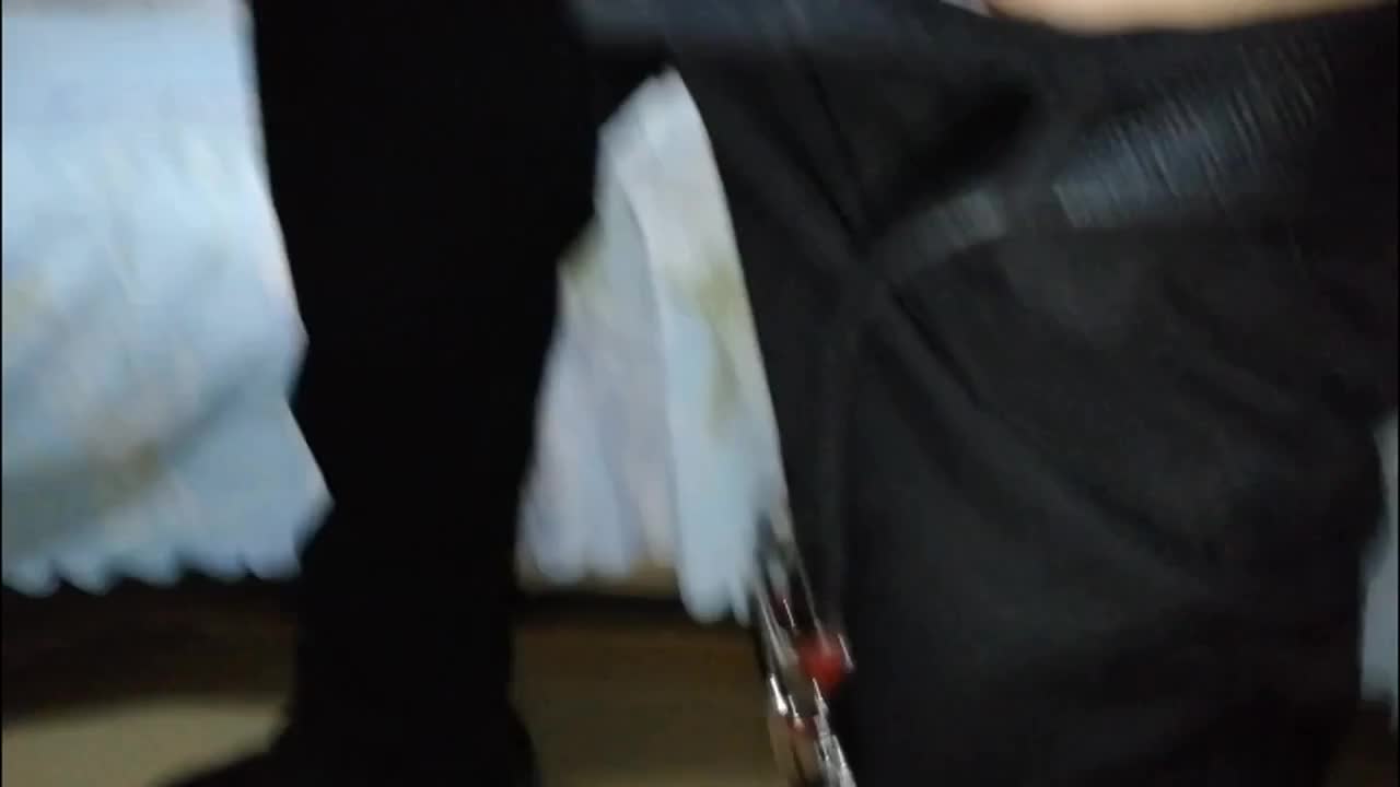 “马上要去公司了还干一下”与单位销售部苗条眼镜妹吃完饭然后去住所衣服都不脱无套啪啪对白淫荡1080P原版