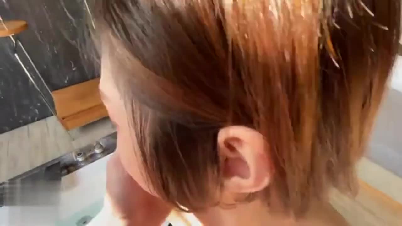 lierbaby_挑逗硬到不行的棒棒,背後式的無止盡抽插