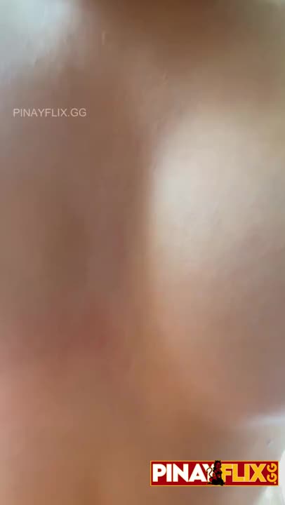 ฉันบอกคุณแล้วว่าฉันรู้สึกคันตรงนั้น อึ๋ย