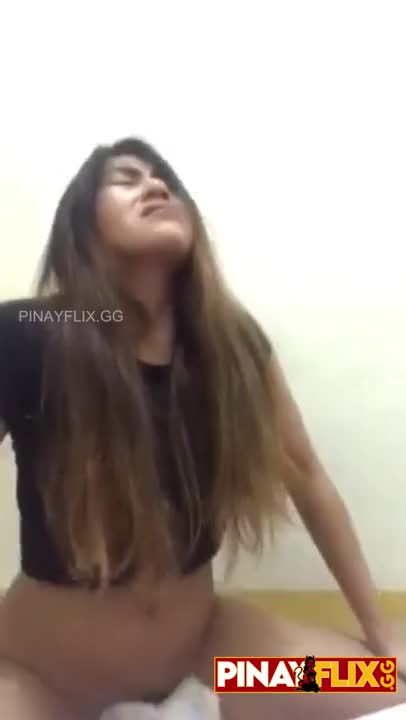 the blanket smells like petals