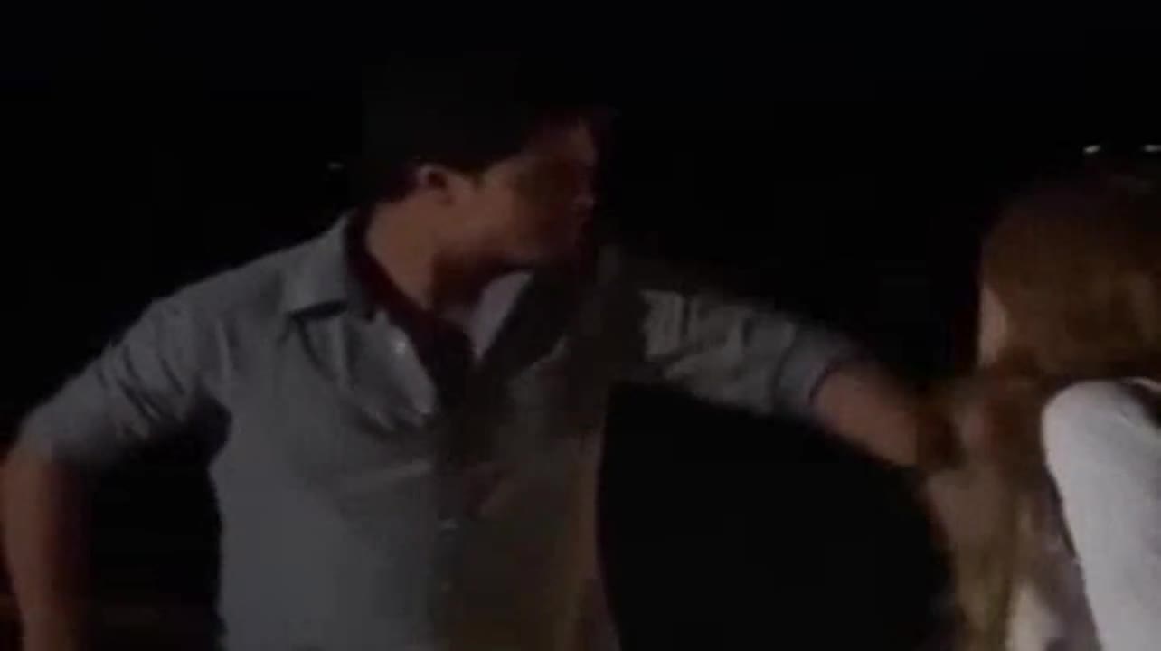 ผีภรรยาพี่สาว - หนังไทย, R18 หนังโป๊ไทย หนังโป๊สยองขวัญเกี่ยวกับเซ็กส์กับผี ภรรยาของพี่สาวมาอยู่กับน้องสาว แต่ถูกจับได้และมีเพศสัมพันธ์กับพี่เขย หลังจากที่ภรรยาของพี่สาวมีแฟน พี่เขยเกิดความหึงหวงและตีเธอจนตาย จากนั้นเขาก็โกหกภรรยาของพี่สาวว่าน้องสาวขโมยของแล้วหนีไป คราวนี้ผีภรรยาของพี่สาวกลับมาบอกความจริงกับน้องสาว หนังโป๊, หนัง 18+, คลิปโป๊, คลิปหลุด INWPORN.COM