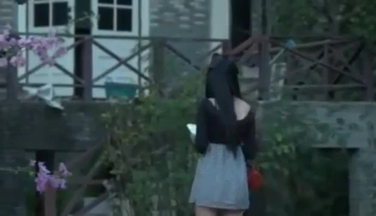 หนังโป๊เรท R ของไทย สาวฮอต ปีใหม่ ไข่มุก ตัวแทนโครงการบ้านพักตากอากาศ เธอเคยขโมยสามีเพื่อนแล้วแอบมีเซ็กส์ลับหลัง ลูกค้าของโครงการนี้กลับกลายเป็นแฟนใหม่ของเพื่อนคนเดิม เขาจึงพยายามปิดกั้นเธอ แต่เขาจะสามารถเอาชนะความปรารถนาของเธอได้หรือไม่? มาดูหนังโป๊ หนัง 18+ คลิปโป๊ และคลิปหลุดที่ INWPORN.COM กัน