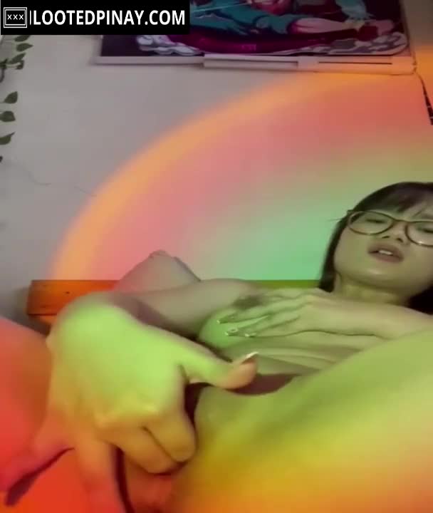 เธอแบ่งปันช่องคลอดที่สุขภาพดีของเธอ - PINAYFLIX SEX VIDEOS