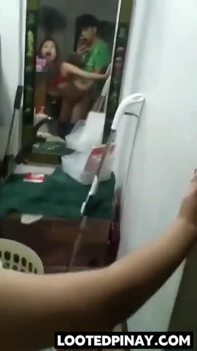 marapasang fucked in front of the mirror - lootedpinay