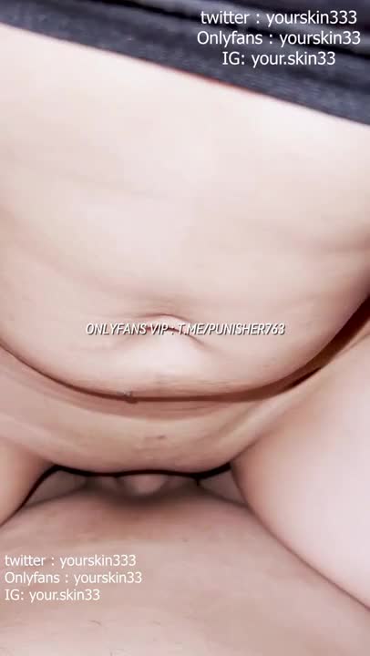 ฉันเย็ดจิ๋มของ FC ไปแล้ว และตอนนี้ฉันอยากลองผิวของคุณบ้าง 33. หยุนเกอส่งข้อความมาบอกว่าเขาอยากลองดิกของคุณ แล้วก็ขอให้ฉันเย็ดเขา OnlyFans มาที่กรุงเทพฯ เราเลยตกลงที่จะเย็ดเขา โดยให้ผู้หญิงคนนั้นอมให้เขาก่อน แล้วค่อยเย็ดเธอ แหวกจิ๋มเธอออก แล้วเย็ดเธอแรงๆ สลับกัน ให้เธอขี่บนดิกของฉันและถูจิ๋มของเธอ ผู้หญิงคนนั้นมีหน้าอกใหญ่ หุ่นดี และเด้งมาก การเย็ดเธอมันเร้าใจมาก เย็ดจนกว่าฉันจะหลั่งน้ำอสุจิใส่ถุงยางอนามัย (หนังโป๊, หนัง 18+, คลิปโป๊, คลิปหลุด INWPORN3.COM)