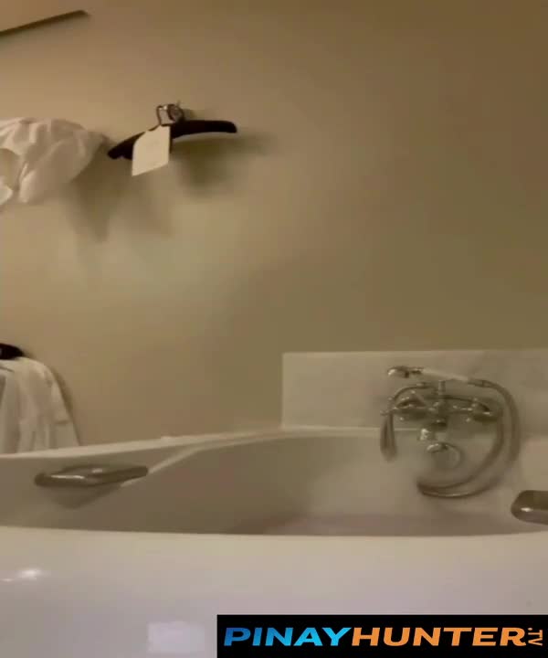 คลิปไวรัล Habibi mayummy pussy ถูกจับได้โดย tite และเรื่องอื้อฉาวทางเพศอื่นๆ ใน PinayHunter